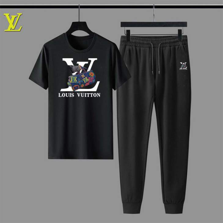 Picture of LV Shirt Pant Suits _SKULVM-5XL12yn23523504